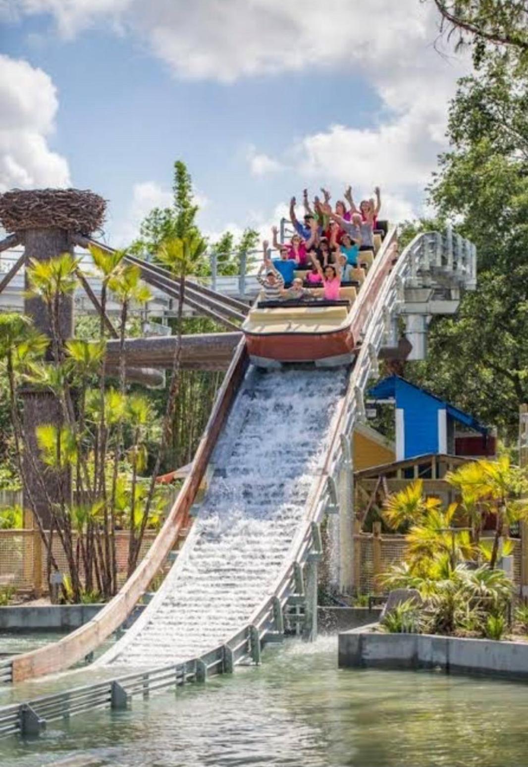 C & Y Guest house Tampa