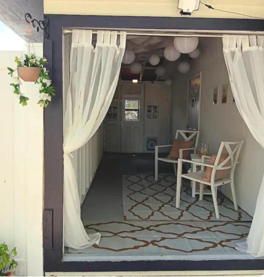 Guest house C & Y Tampa